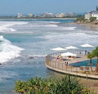 Family Romance Fun on Kings Beach - Tourism Caloundra