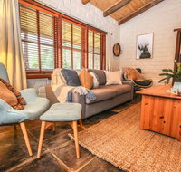 Feathertop Retreat - Tourism Caloundra