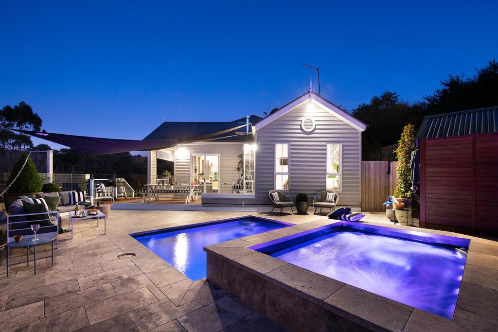 Tourism Caloundra