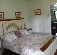 Follywood Guesthouse BB - Tourism Caloundra