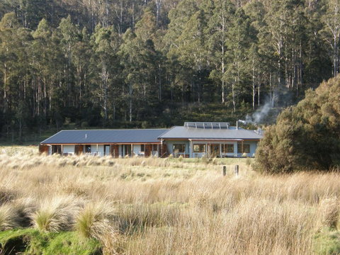 Forest Walks Lodge - Tourism Caloundra 0