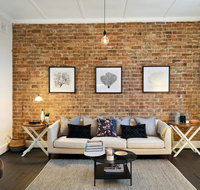 Fox and Hound - Tourism Caloundra