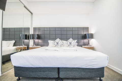 Free Wifi 1bed1bath Apartment At Chatswood - Tourism Caloundra 1