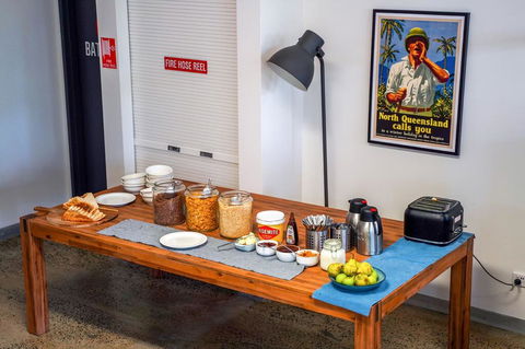 Freedom Hostels Cairns - Tourism Caloundra 2