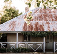 French Cottage 1854 with stunning Alfesco Garden - Tourism Caloundra