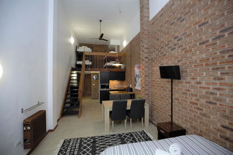Gables 11 On Clyde Street - Tourism Caloundra 0