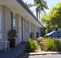 Gale Street Motel  Villas - Tourism Caloundra