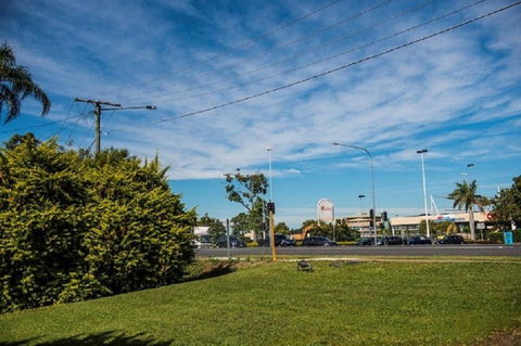 Garden City Motor Inn - Tourism Caloundra 2