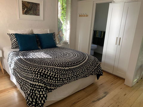 Garden Cottage St Kilda - Tourism Caloundra 2