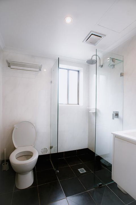 Garden Lodge Sydney Hotel - Tourism Caloundra 3