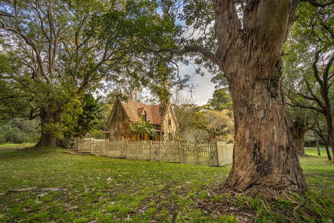 Gardeners Cottage - Tourism Caloundra 3