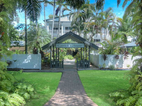 Garrick House - Tourism Caloundra 1