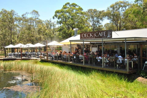 Gartelmann Studio @ Gartelmanns Wines Walk To The Deck Cafe + Wine Tasting - Tourism Caloundra 1