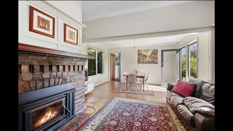Garten Haus - Tourism Caloundra 0