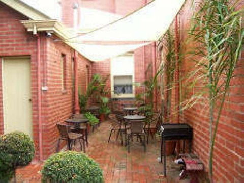 Gatehouse On Ryrie - Tourism Caloundra 1