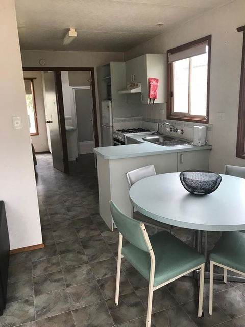 Geelong Surfcoast Hwy Holiday Park - Tourism Caloundra 3