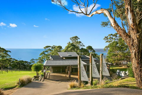 Georges Boutique Hotel And Culinary Retreat - Tourism Caloundra 1