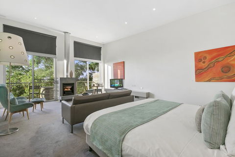 Georges Boutique Hotel And Culinary Retreat - Tourism Caloundra 3