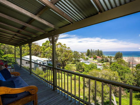 Gerroa Headland Hideaway - Tourism Caloundra 0