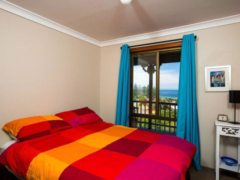 Gerroa Headland Hideaway - Tourism Caloundra 1