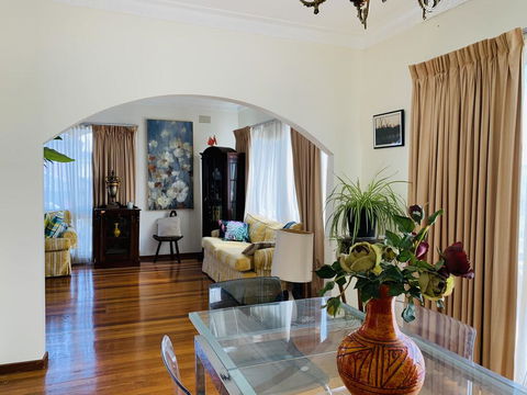 Gertz Home - Tourism Caloundra 2
