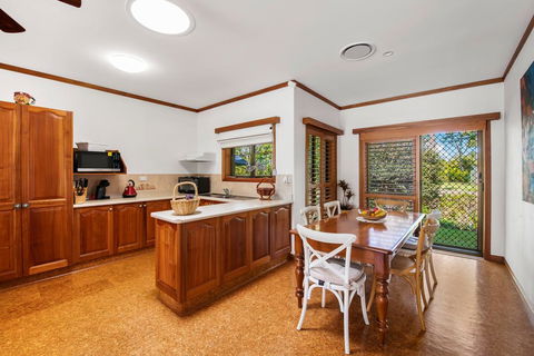 Getaway Haven In The Noosa Surrounds - Tourism Caloundra 2