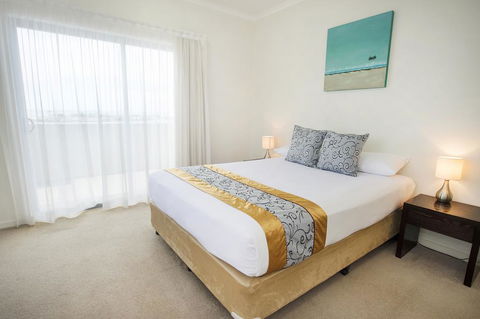 Gladstone City Central Apartment Hotel - Tourism Caloundra 2