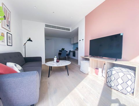 Glamorous Southbank Home W/ Free Wifi - Tourism Caloundra 3