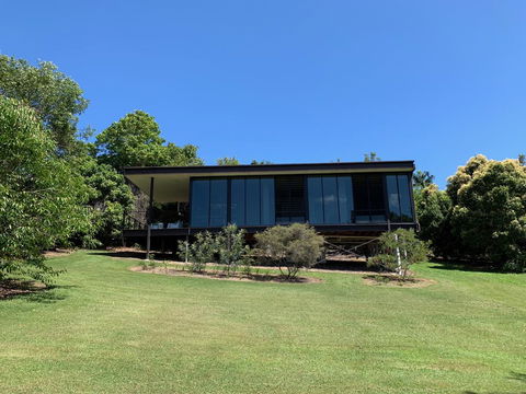 Glass On Glasshouse - Tourism Caloundra 3