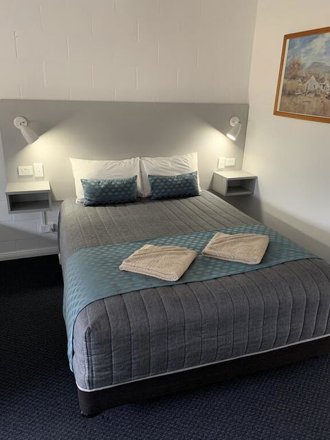 Glen Innes Motel - Tourism Caloundra 0