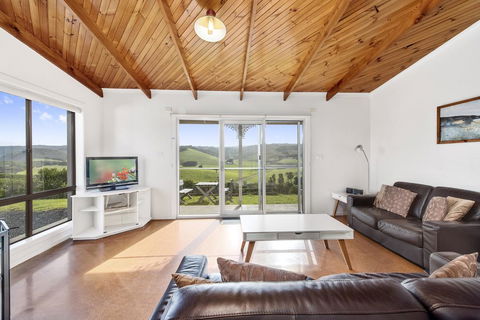 Glen View Cottage - Tourism Caloundra 1