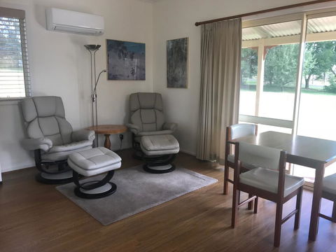 Glen Waverly Farmstay - Tourism Caloundra 1