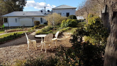 Glenburn House - Tourism Caloundra 1