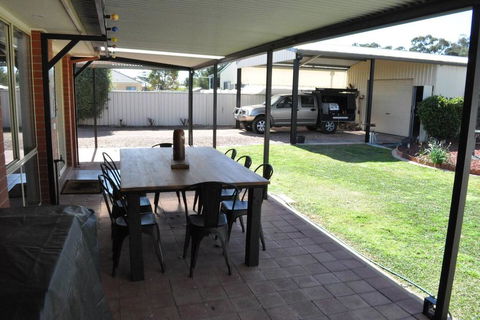 Glencoe Getaway - Tourism Caloundra 2