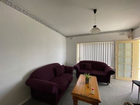 Glenelg Beachfront - Tourism Caloundra 3