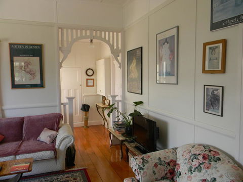 Glenellen Bed And Breakfast - Tourism Caloundra 2