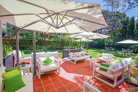 Glenferrie Lodge - Tourism Caloundra 1
