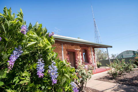 Glenlee Cottage - Tourism Caloundra 1