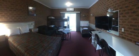 Glider City Motel Benalla - Tourism Caloundra 1