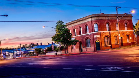 Globe Guesthouse - Tourism Caloundra 0