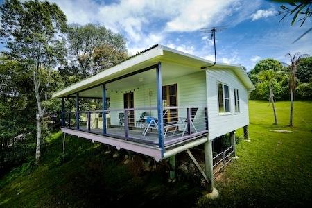 Glocca Morra Cottage - Tourism Caloundra 0