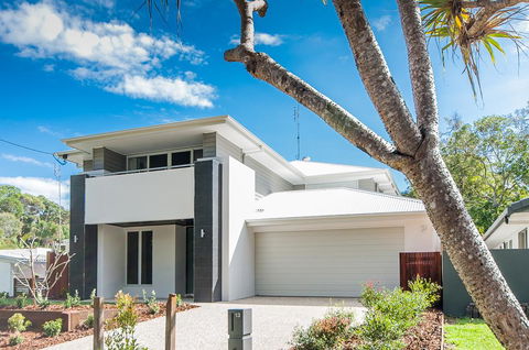 Going Coastal On Sunshine - Tourism Caloundra 1