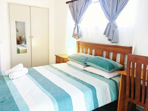 Gold Coast Holiday House - Tourism Caloundra 0