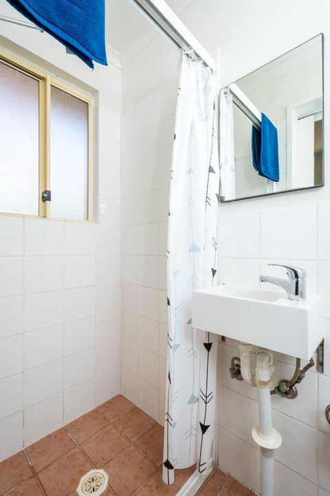 Gold Coast Hostel - Tourism Caloundra 3