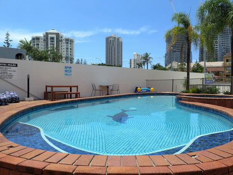 Gold Coast Inn - Tourism Caloundra 0