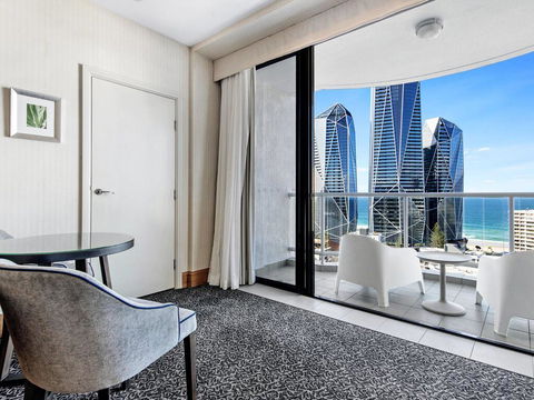 Gold Tower 17th Level Private Hotel Suite - Tourism Caloundra 0