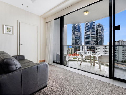 Gold Tower 8th Level Private Two Bedroom Dual Key - Tourism Caloundra 2