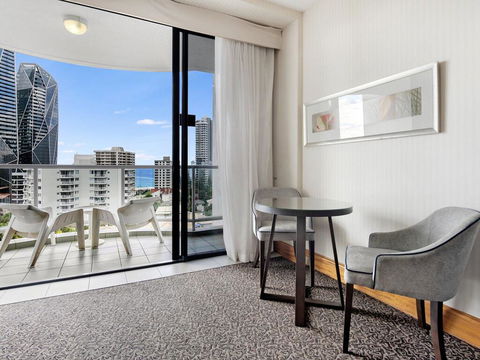 Gold Tower 8th Level Private Two Bedroom Dual Key - Tourism Caloundra 1
