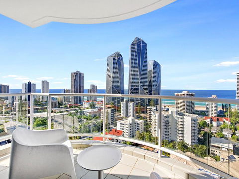 Gold Tower Private 2 Bedroom Dual Key - Tourism Caloundra 0