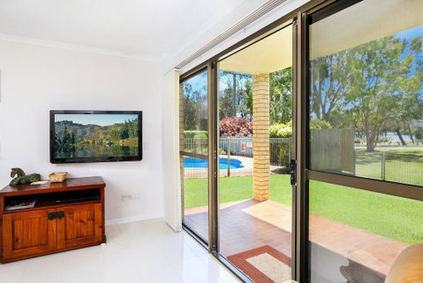 Golden Shores Unit 1, 21 Landsborough Parade - Tourism Caloundra 2